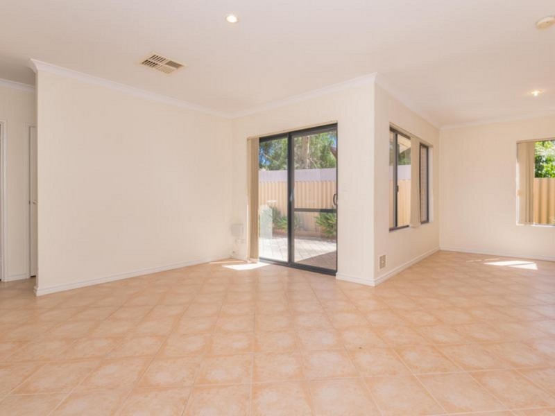 22C Raleigh Street, Carlisle WA 6101