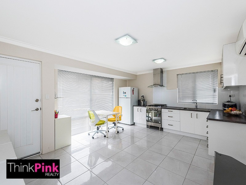 2/23 Gibbs Street, Rivervale WA 6103