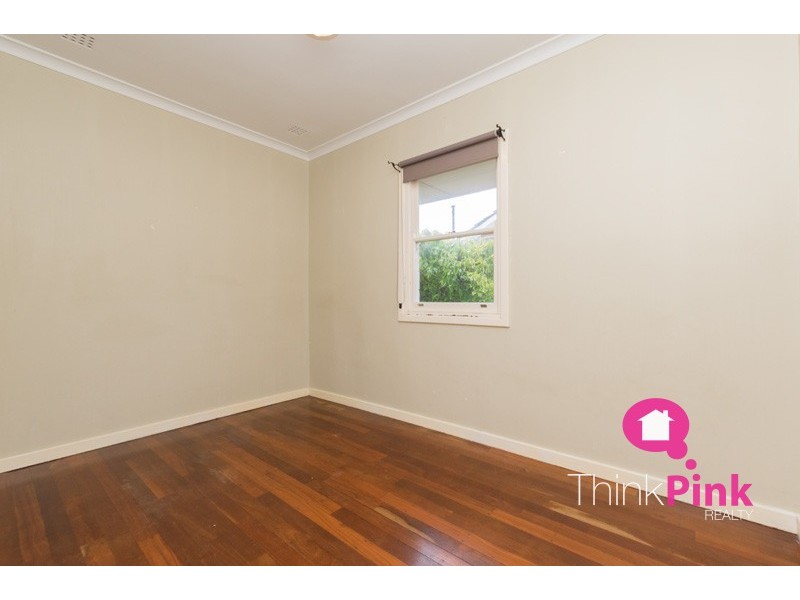 206 Gabriel Street, Cloverdale WA 6105