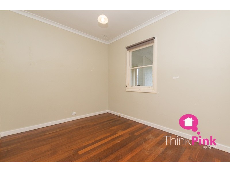 206 Gabriel Street, Cloverdale WA 6105