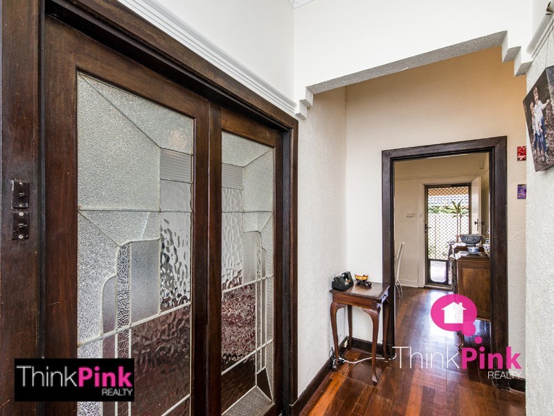 105 Oats Street, Carlisle WA 6101