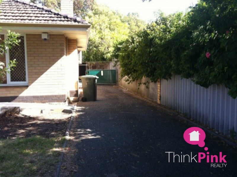 18 Thomas Street, Queens Park WA 6107
