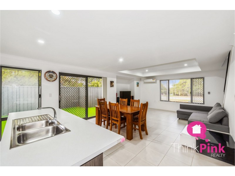 16A Reen Street, St James WA 6102