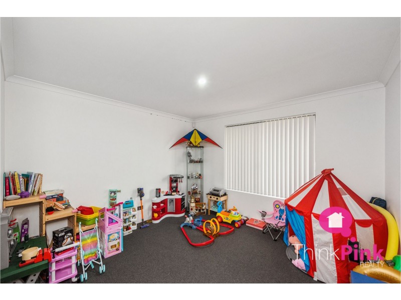 16A Reen Street, St James WA 6102