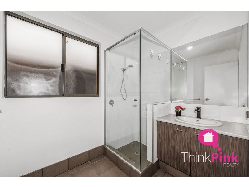 16A Reen Street, St James WA 6102