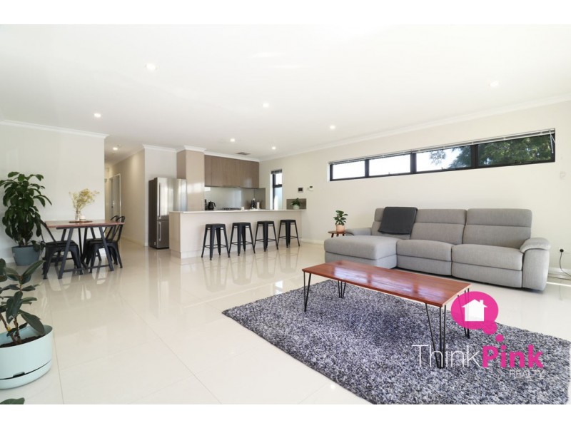 8/316 Hardey Road, Cloverdale WA 6105