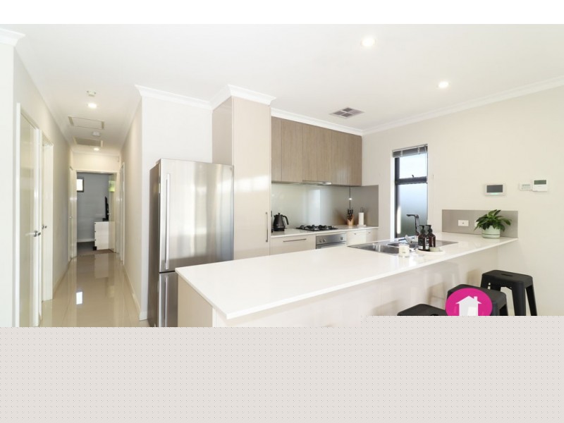 8/316 Hardey Road, Cloverdale WA 6105