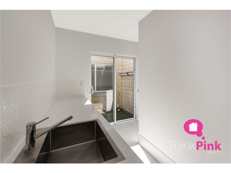 28 Sweetgum Way, Piara Waters WA 6112