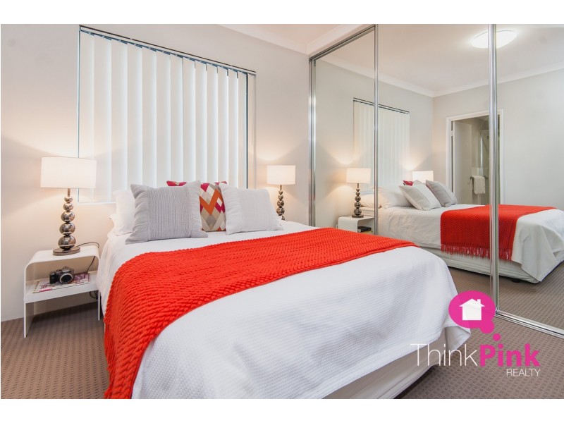 4/203 Belmont Avenue, Cloverdale WA 6105