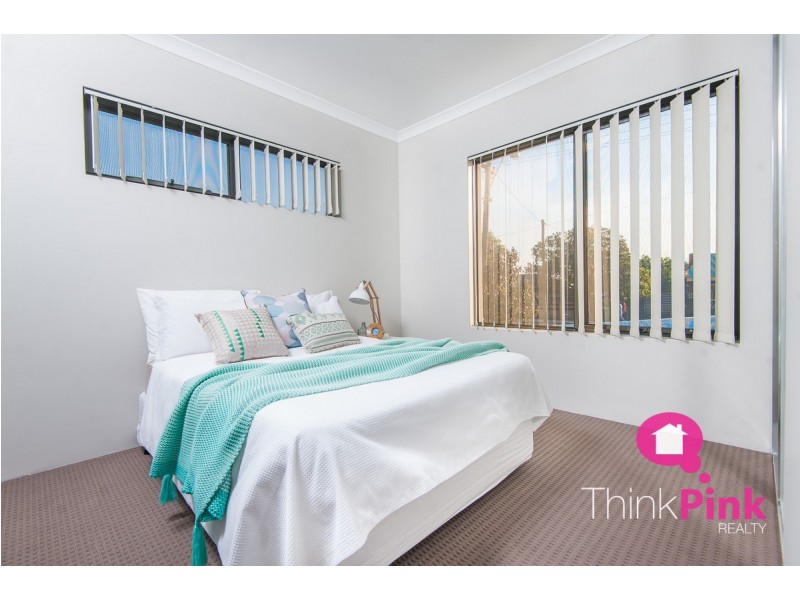 4/203 Belmont Avenue, Cloverdale WA 6105