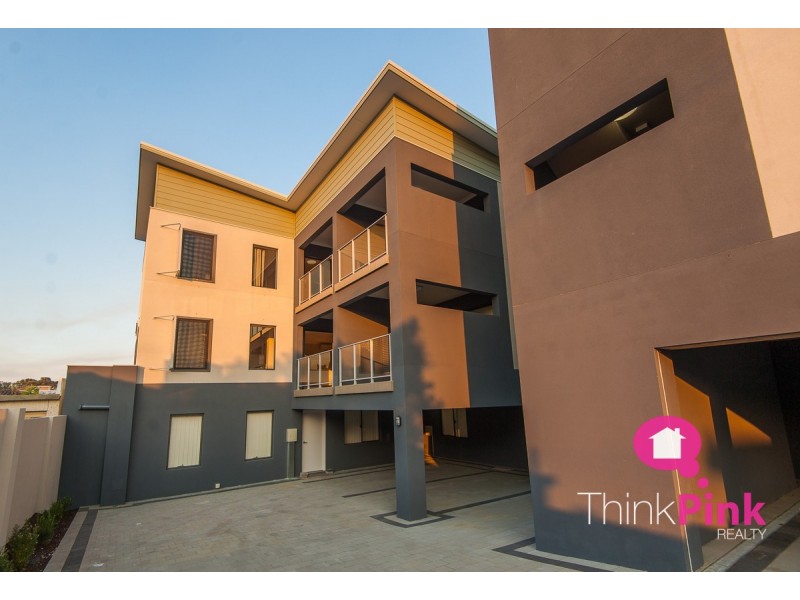 4/203 Belmont Avenue, Cloverdale WA 6105