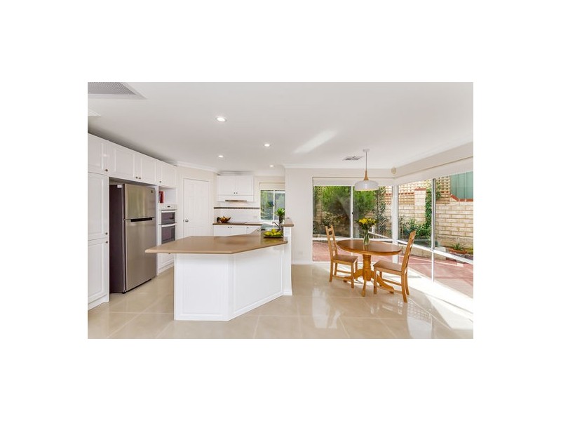 22 Caldera Close, Mindarie WA 6030