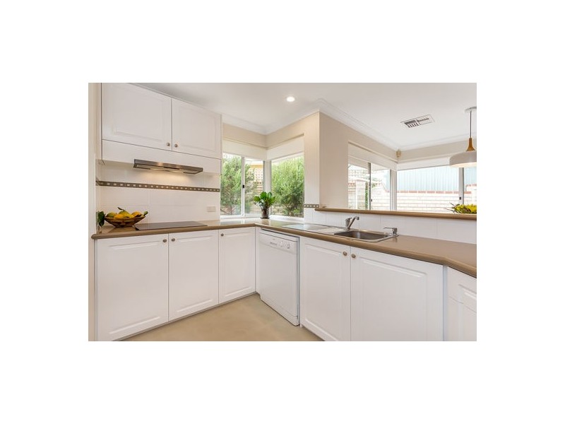 22 Caldera Close, Mindarie WA 6030