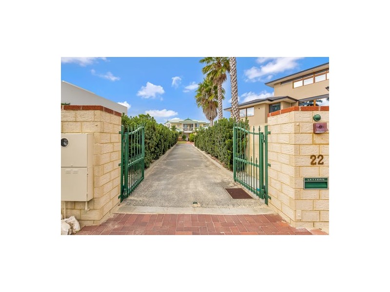 22 Caldera Close, Mindarie WA 6030