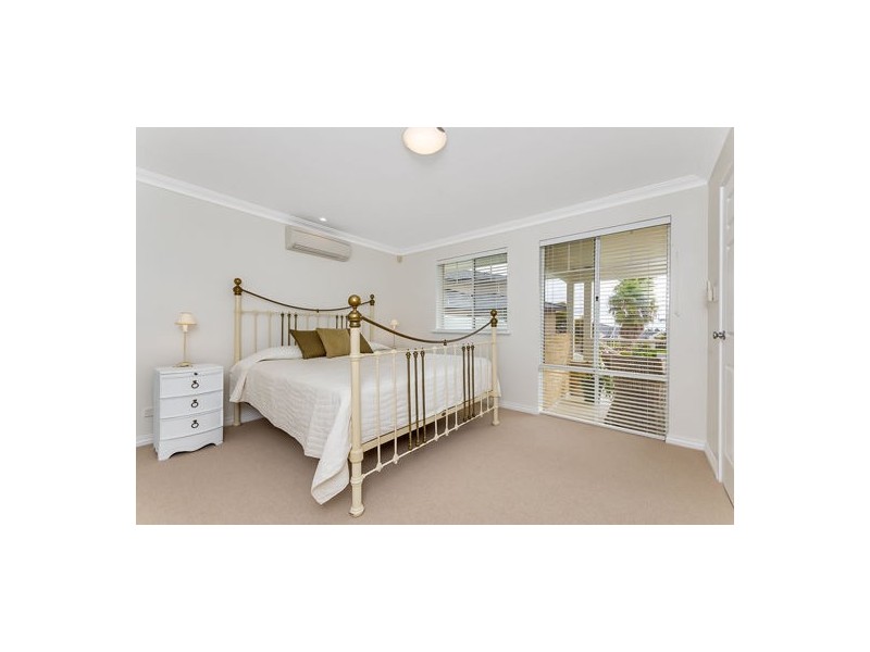 22 Caldera Close, Mindarie WA 6030