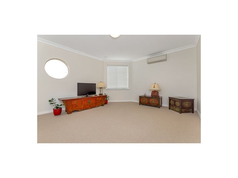 22 Caldera Close, Mindarie WA 6030