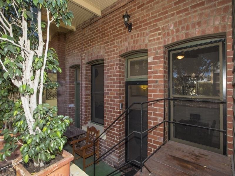 1B/396 South Terrace, South Fremantle WA 6162