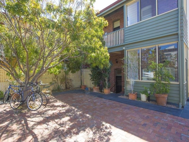 1B/396 South Terrace, South Fremantle WA 6162