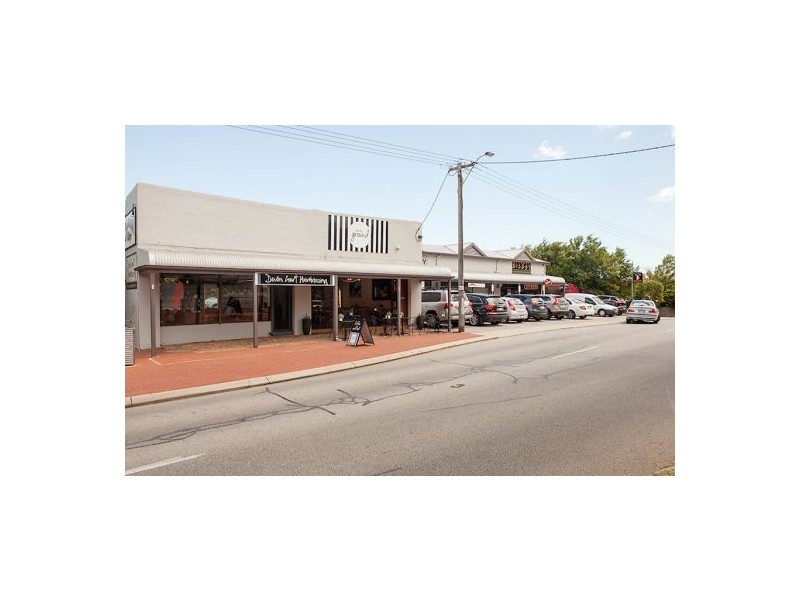 10 Lakeway, Claremont WA 6010