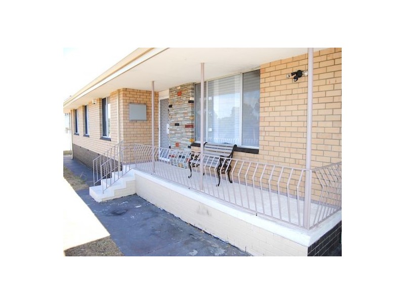 98B Cedric Street, Stirling WA 6021