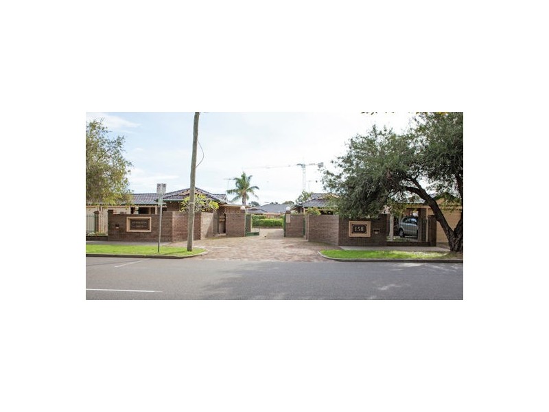 8/158 Salvado Road, Wembley WA 6014