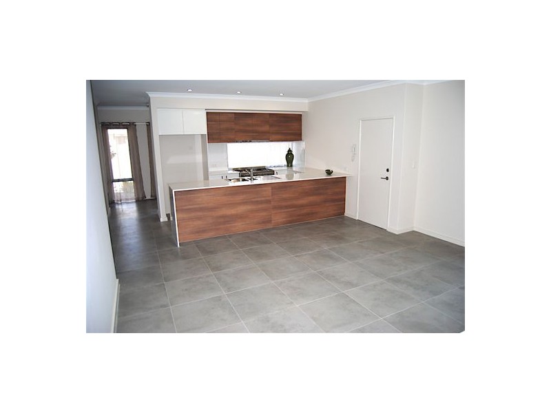 10/75 Hartfield Road, Forrestfield WA 6058