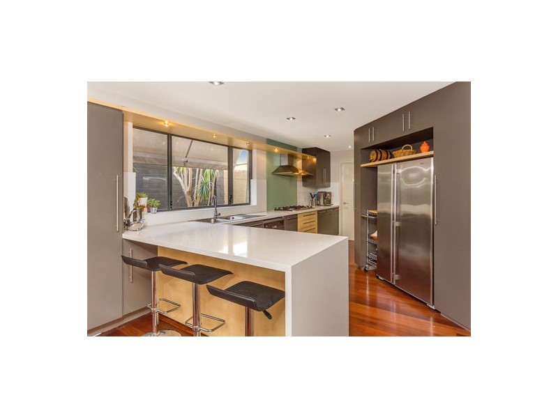 4/64 Labouchere Road, South Perth WA 6151