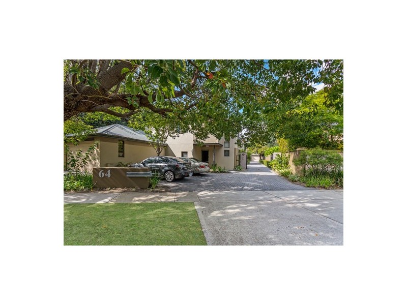 4/64 Labouchere Road, South Perth WA 6151