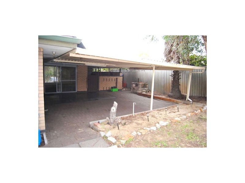 17 Lovell Way, Bayswater WA 6053
