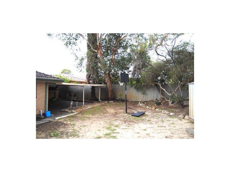 17 Lovell Way, Bayswater WA 6053
