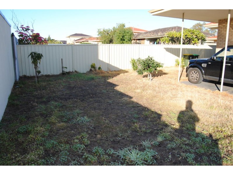 98B Cedric Street, Stirling WA 6021