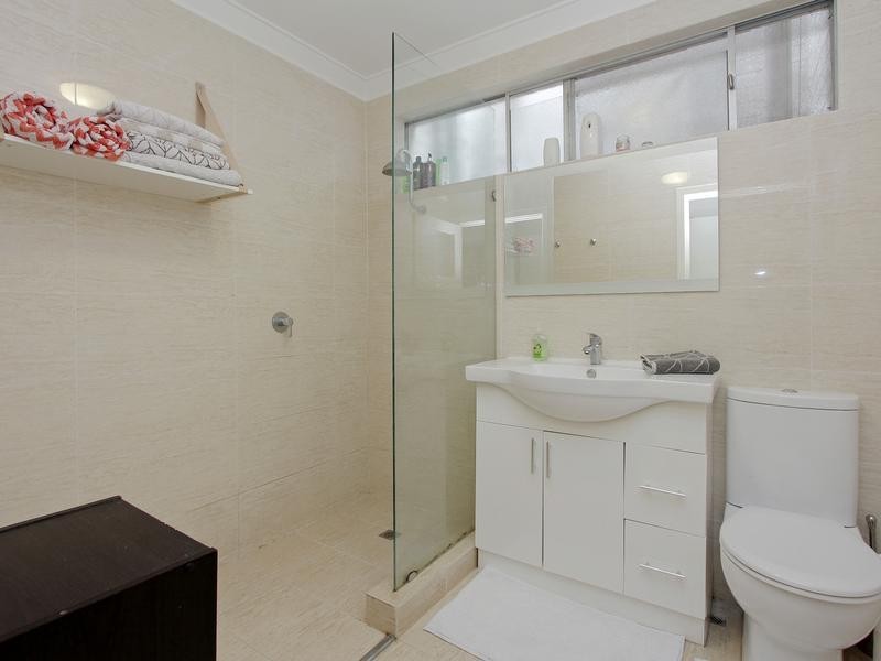 3/39-41 Delphine Ave, Dianella WA 6059