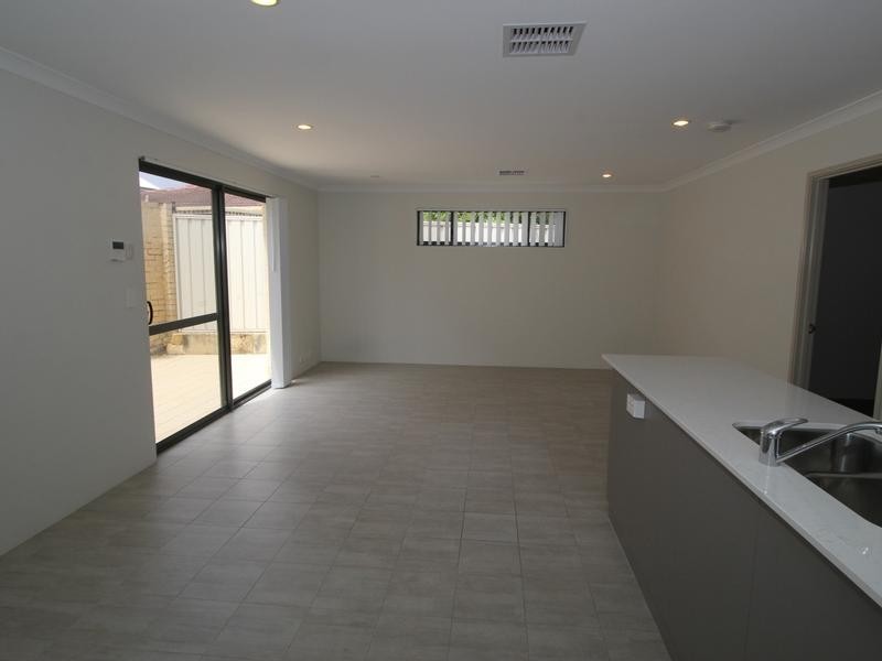 6C Hertha Rd, Innaloo WA 6018