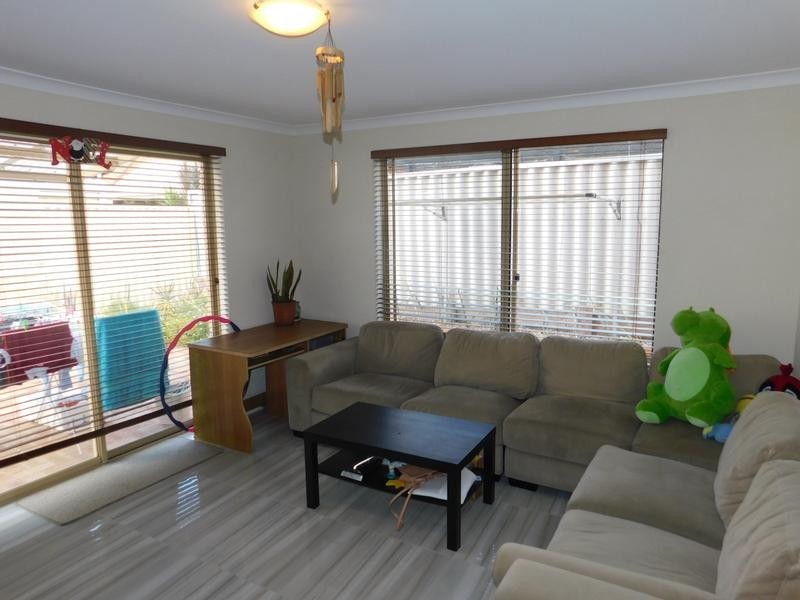 3/19 Boulton St, Dianella WA 6059