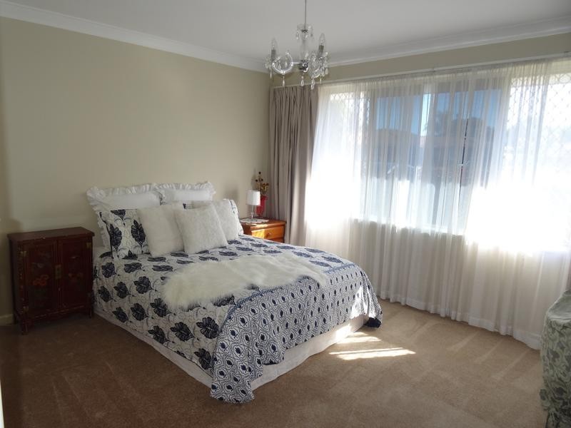 6 Ontario Rd, Dianella WA 6059