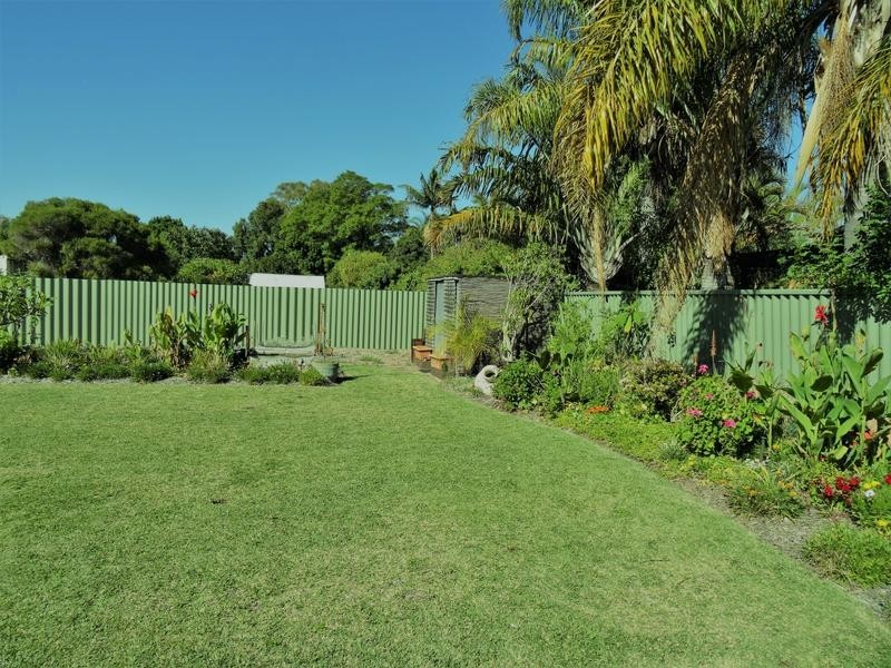6 Ontario Rd, Dianella WA 6059