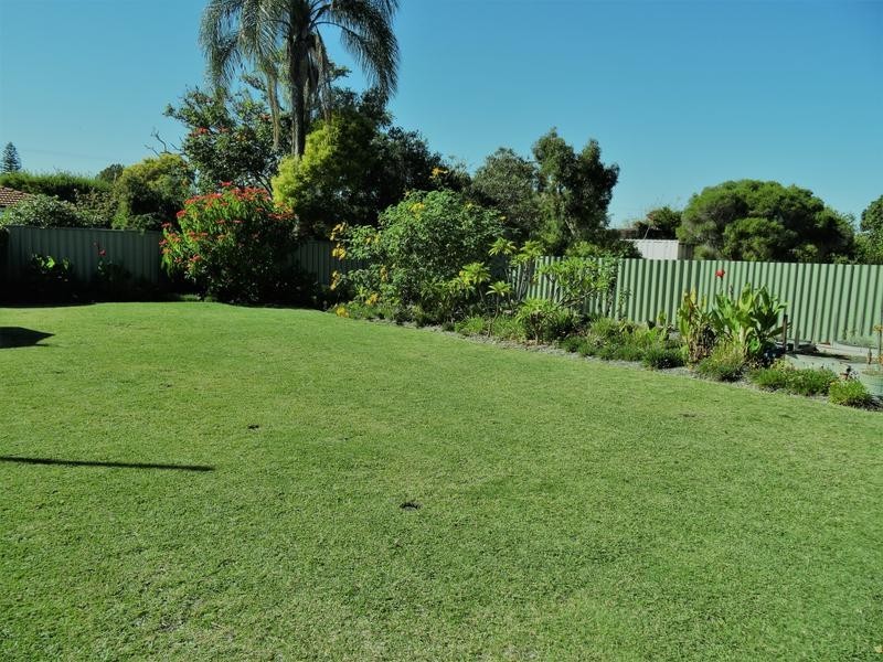 6 Ontario Rd, Dianella WA 6059