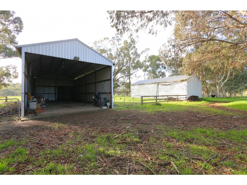 330 Paterson Road, Pinjarra WA 6208