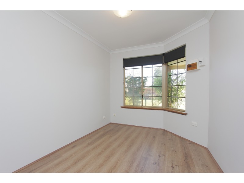 50 Wicks St, Eden Hill WA 6054