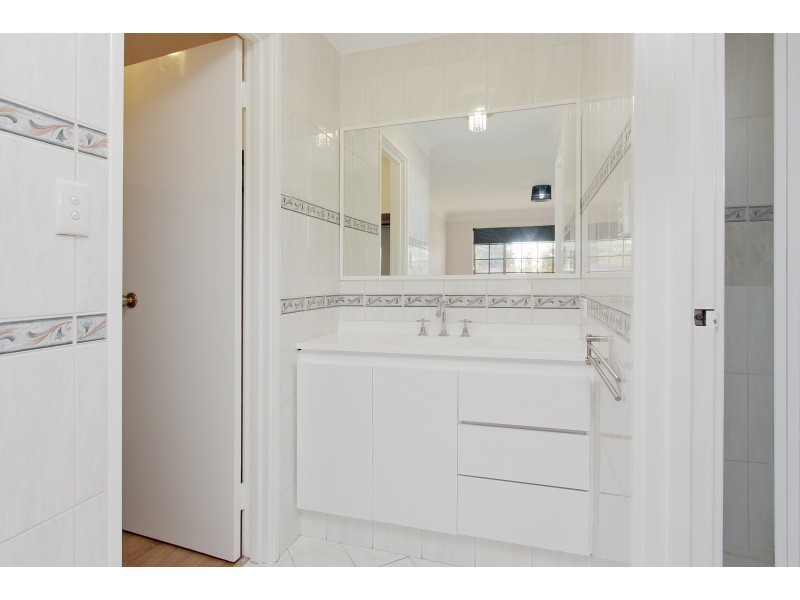 50 Wicks St, Eden Hill WA 6054