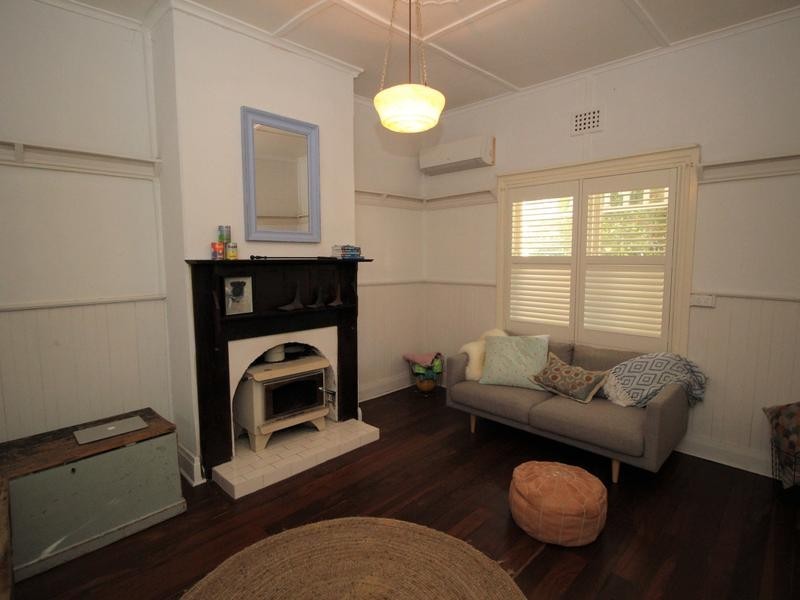 21 Station Street, Guildford WA 6055