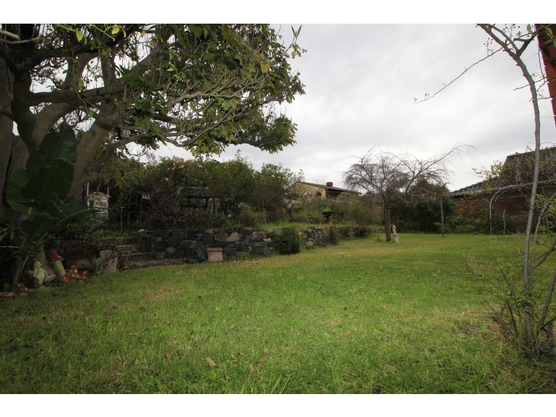 9 HANNABY STREET, Dianella WA 6059