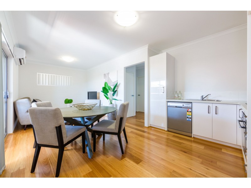 6/107 Odin Rd, Innaloo WA 6018