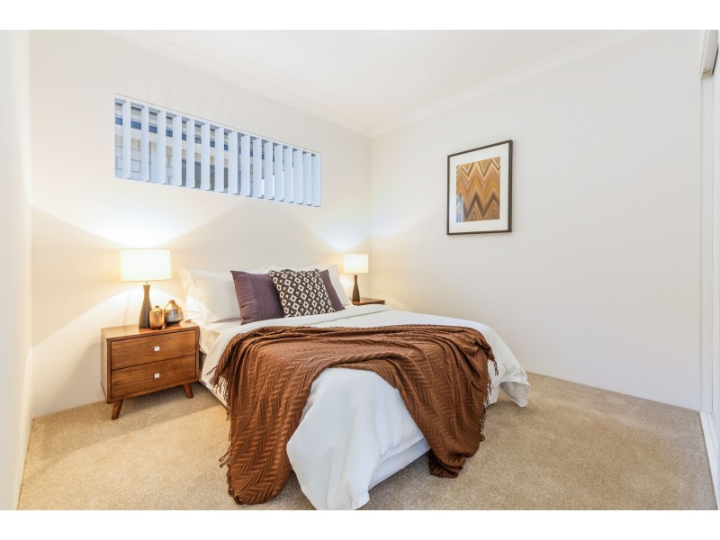 6/107 Odin Rd, Innaloo WA 6018