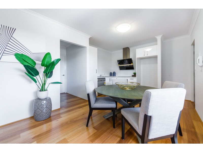 6/107 Odin Rd, Innaloo WA 6018