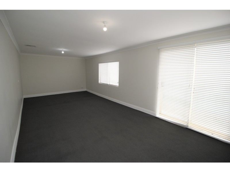 3 Pitt Street, Woodbridge WA 6056