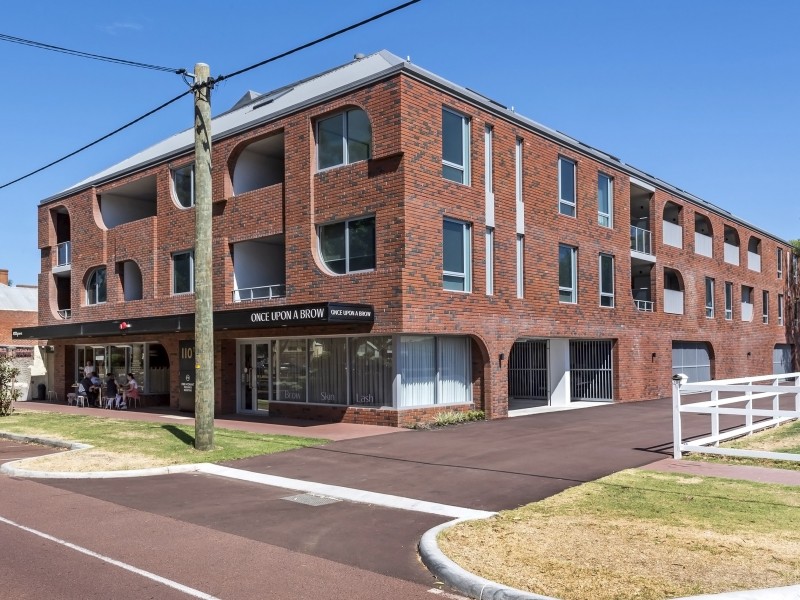 2/110 Terrace Road, Guildford WA 6055