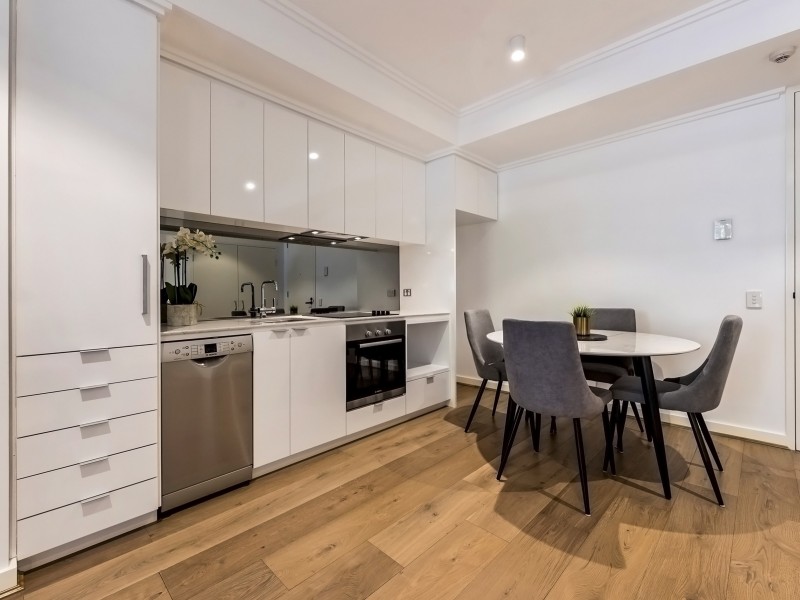 2/110 Terrace Road, Guildford WA 6055