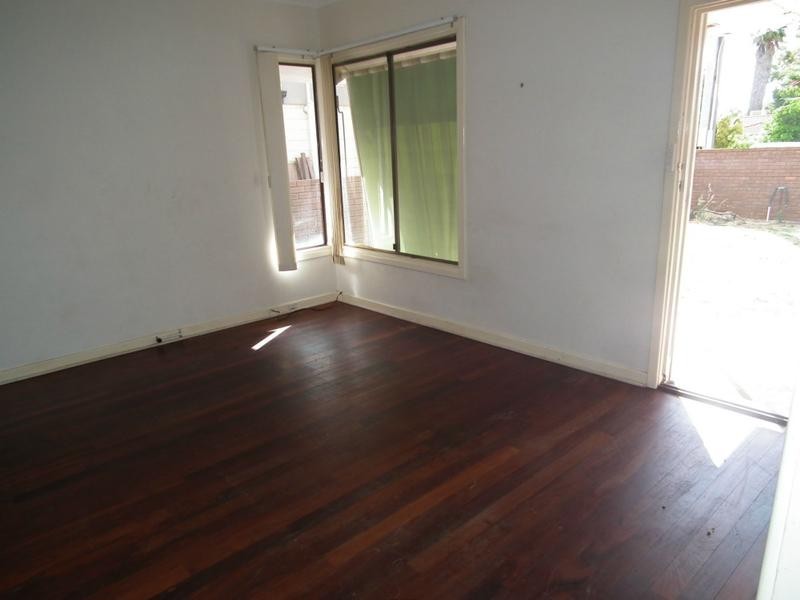 54 Redcliffe Avenue, Balga WA 6061