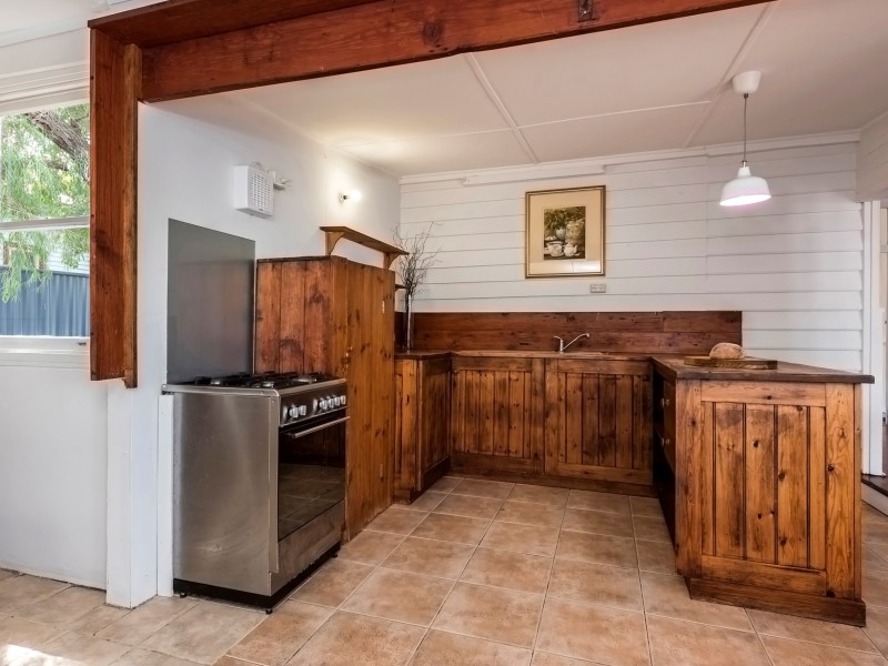 35 Lord Street, Bassendean WA 6054